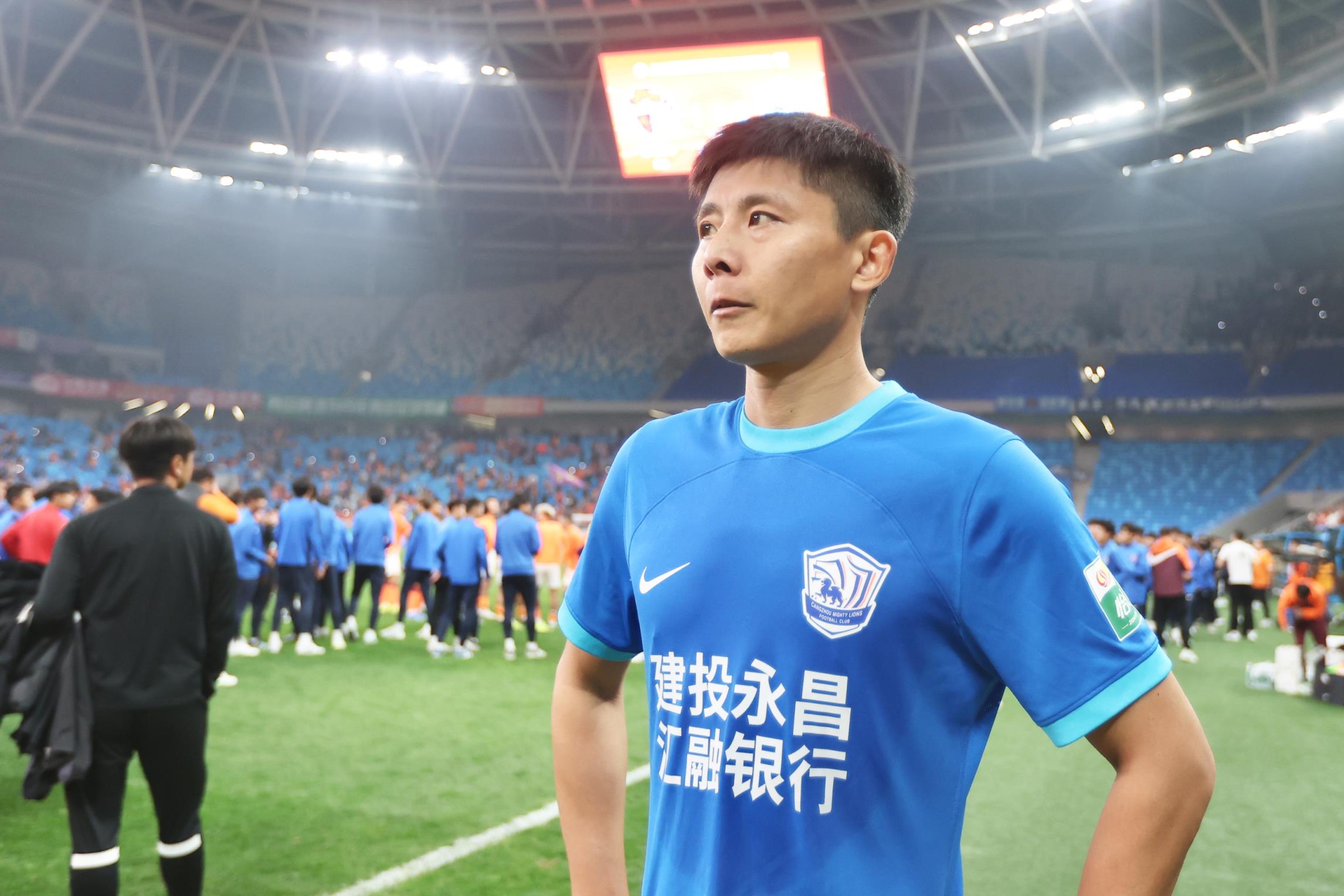 今天第5個(gè)！鄭凱木質(zhì)疑滄州：連續(xù)四年欠球員工資，還能過準(zhǔn)入？